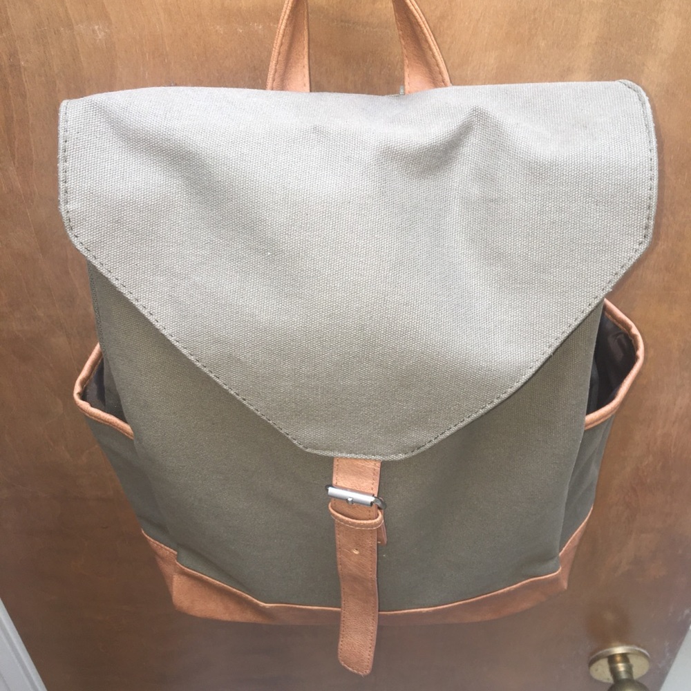 Canvas Backpack! - Picture 10 of 16